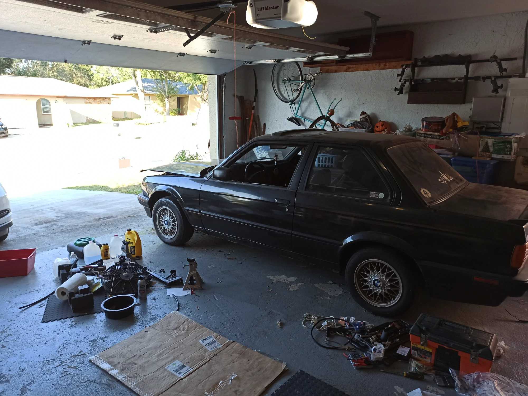 BMW 318is E30 Build, photo by Rody Prieto, BMW E30