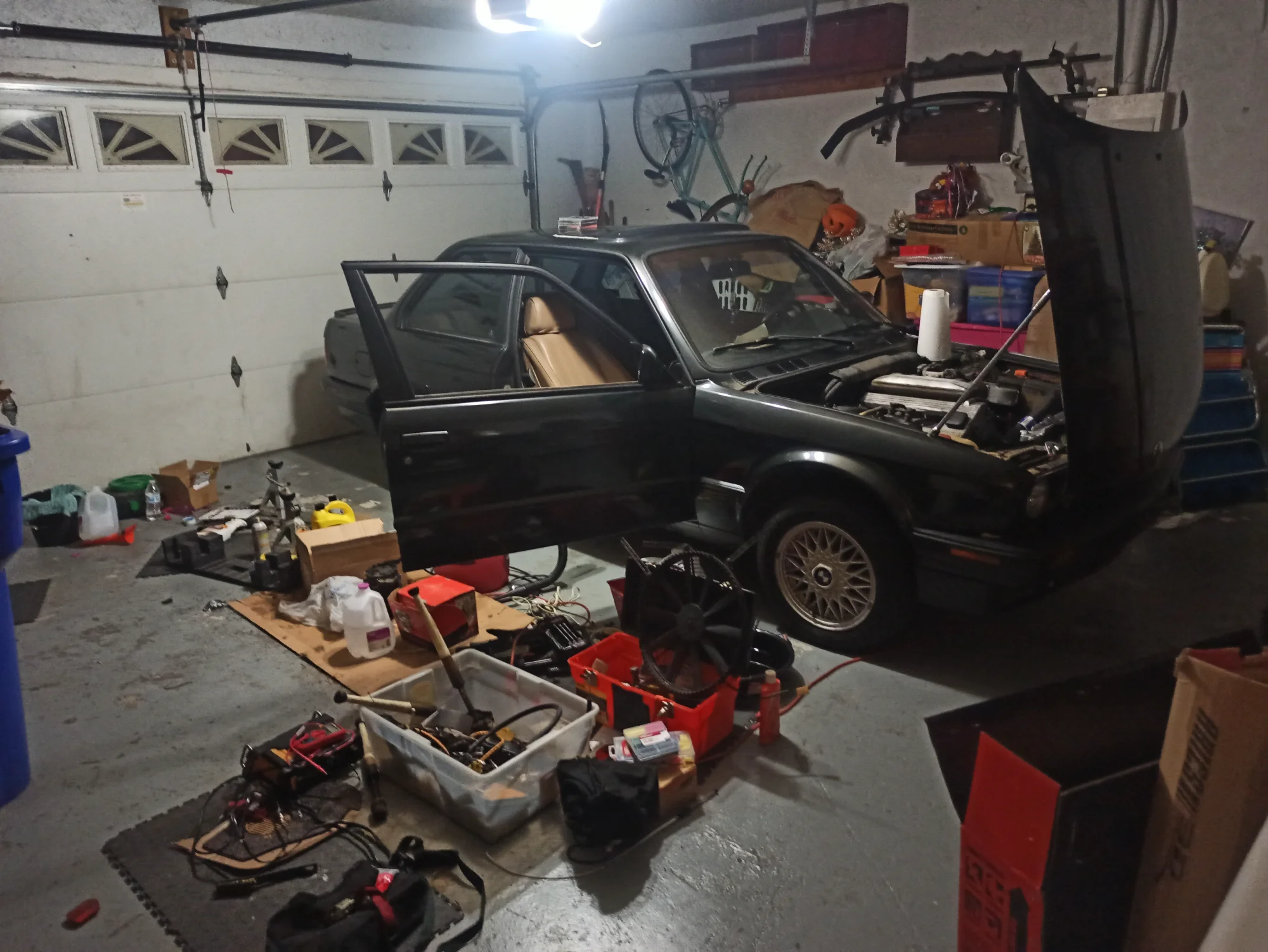BMW 318is E30 Build, photo by Rody Prieto, BMW E30